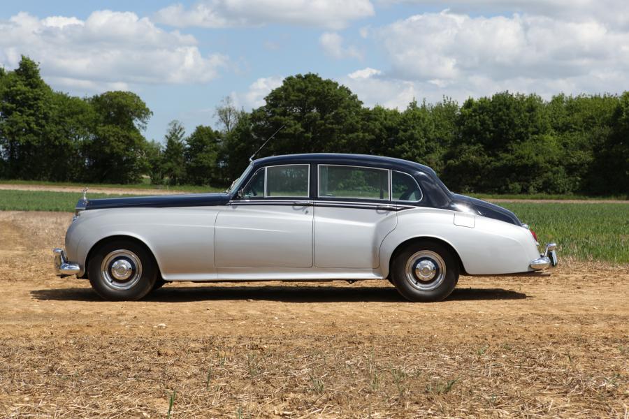  Rolls-Royce Silver Cloud LWB Saloon 1959 года  (фото 17 из 21)